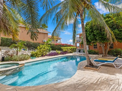 Curinjo Resort